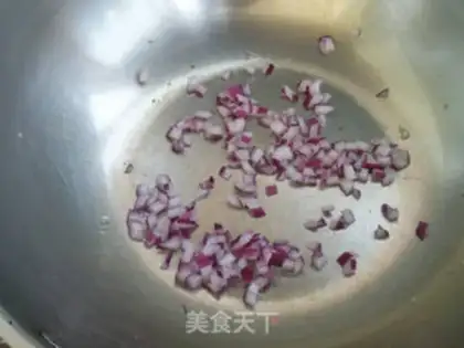 Make Squeeze eggs and fried rice step 4