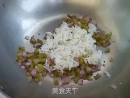 Make Squeeze eggs and fried rice step 6