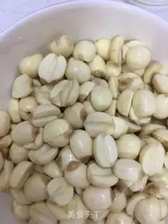 Make The egg yolk mooncake step 0