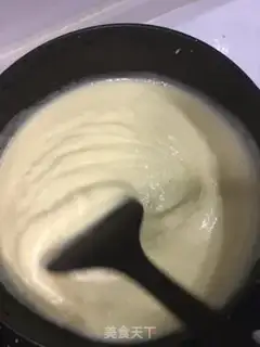 Make The egg yolk mooncake step 2