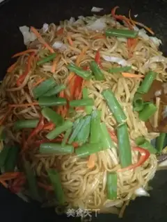 Make Vegetable noodles step 5