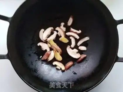 Make Three eggs of dumpling soup step 4