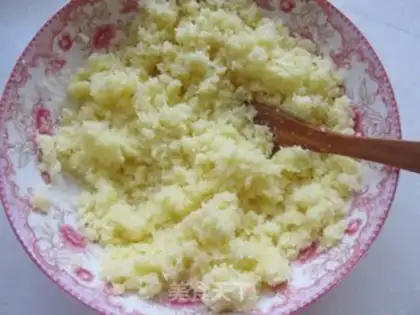 Make Coconut mooncake step 1