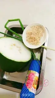 Make Ham melon soup step 0