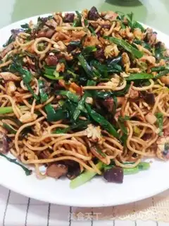 Make Fried noodles step 9