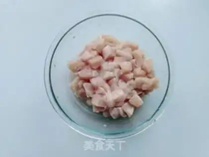 Make Hot chicken with cold noodles step 1