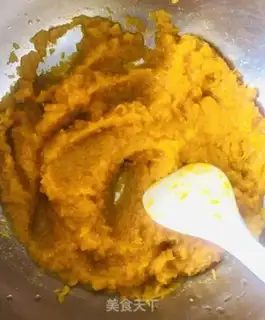 Make Pumpkin buns step 4