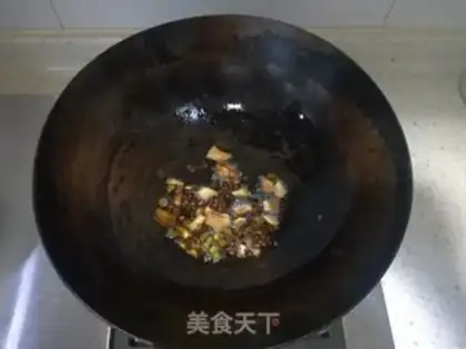 Make Spicy chicken step 1