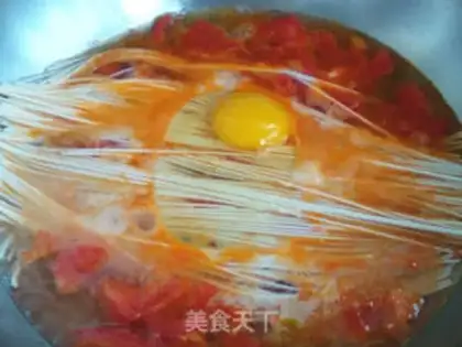 Make Tomato gravy egg noodles step 7