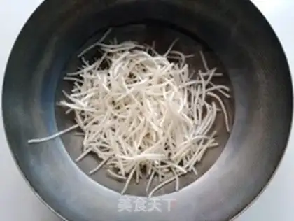 Make Hot chicken with cold noodles step 8
