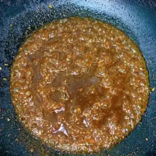 Make Spicy noodles step 5