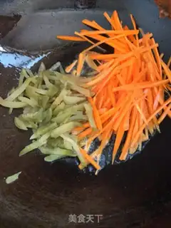 Make Squeeze carrots and gravy step 2