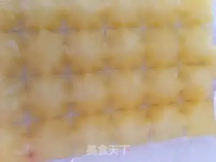 Make Pineapple smelt and ice step 1
