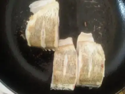 Make Tofu soup step 1