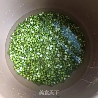 Make Green bean congee step 0