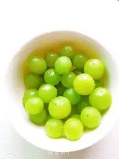 Make Grape cuddles step 1