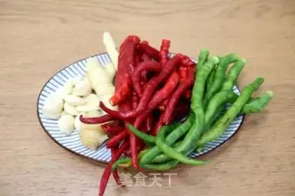 Make Homemade chili sauce step 0