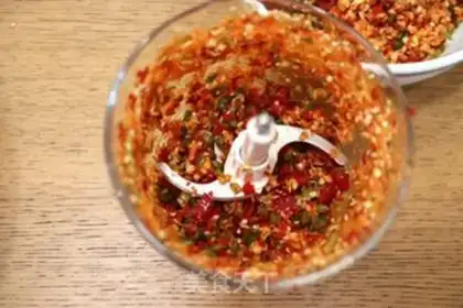 Make Homemade chili sauce step 5