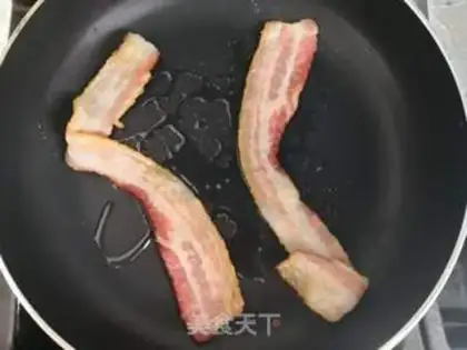 Make Butter bacon sandwich step 1