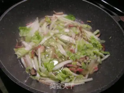 Make Salted mushroom soup step 4