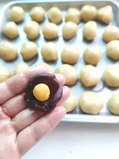 Make Bean and egg yolks step 5