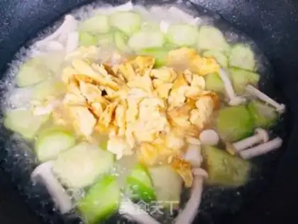 Make Smelt egg mushroom soup step 8
