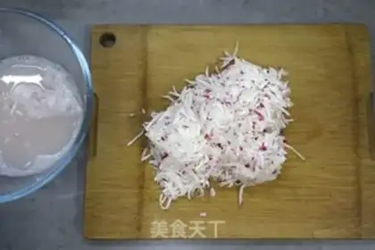 Make Pork radish bun step 5