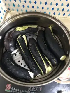 Make Twin pretzels step 1