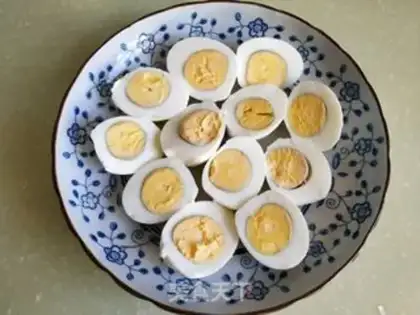 Make Eggs and garlic step 2