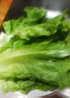 Make Hot lettuce step 0