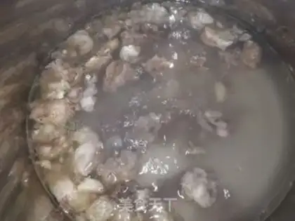 Make Roach beef soup step 2