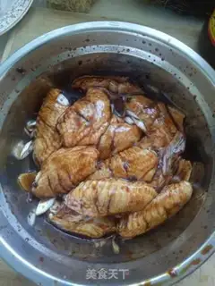 Make Honey-cooked chicken wings step 2