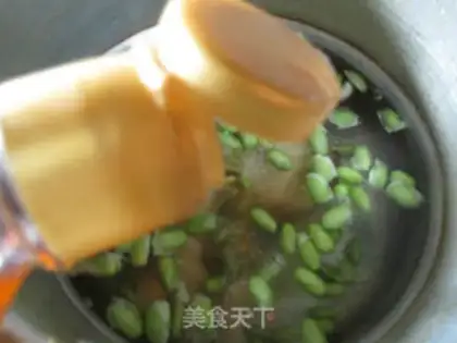 Make Frozen mushroom chicken leg soup step 4