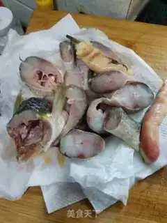 Make Onion-burning boarfish step 2