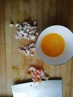 Make Shroom shrimp steamed eggs step 1
