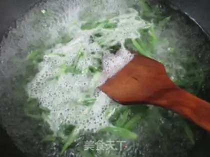 Make Chicken gravy step 7