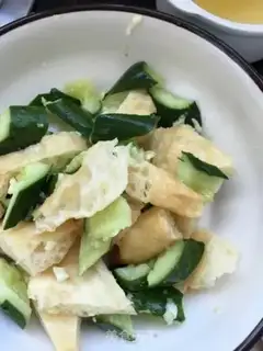 Make A cucumber with noodles step 9