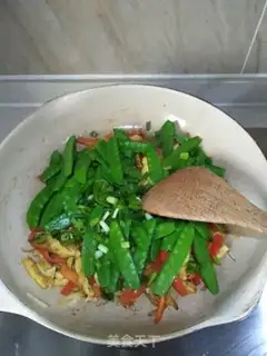 Make Dutch beans step 11