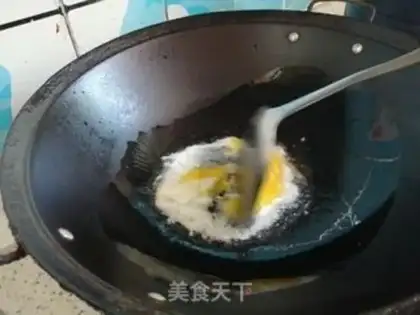Make Chili fried eggs step 2