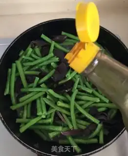 Make Bean horns for black wood step 5