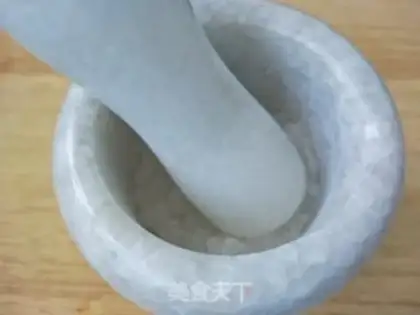Make Red burning pig hoof step 4