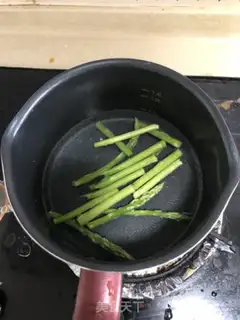 Make Shrimp cheese gravy step 0