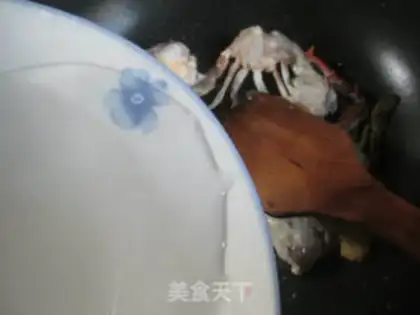 Make Eggs and crabs step 7