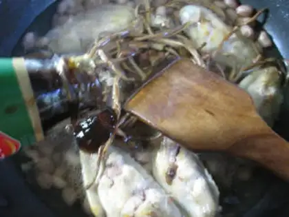 Make The tea, mushrooms, peanuts step 7