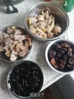 Make Chicken stew mushrooms step 0
