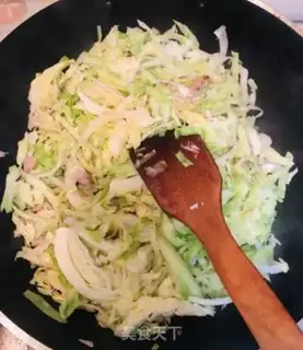 Make Pork fan cabbage step 4