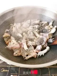 Make Dry-cow frog step 5