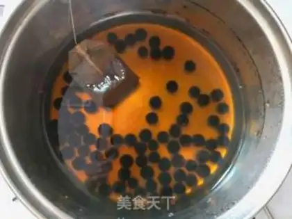 Make Quick Pearl Milk Tea step 1