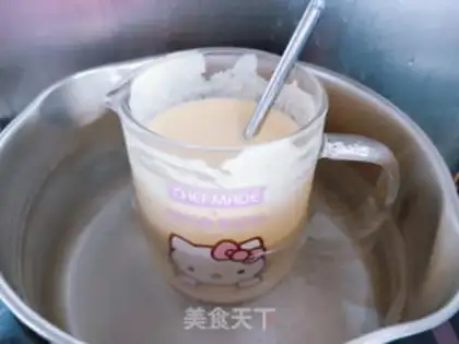 Make A yellow-haired moon cake step 3