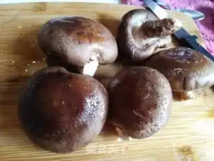 Make Puffy mushroom buns step 2